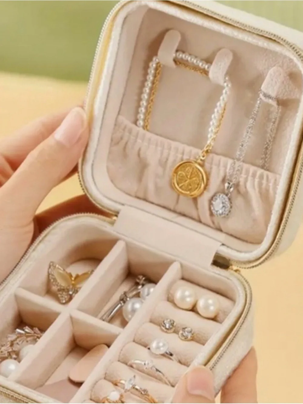 Travel Jewelry Organizer Box - NWT
